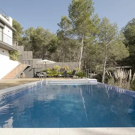 Ebro Villa